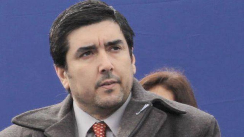 Fuertes arma su propio partido para jugar con Massa	