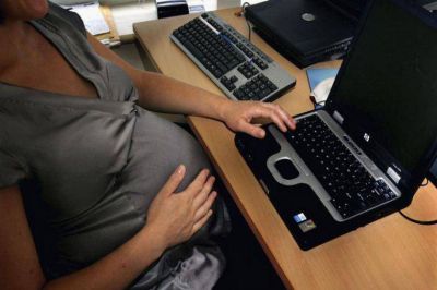 El gobernador Antonio Bonfatti  vet� los 180 d�as de licencia maternal y propone llevarlos a 105 