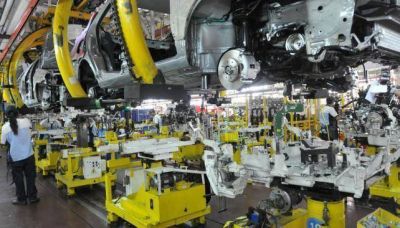 La producci�n de autos cay� 15,5% en C�rdoba