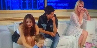 Nazarena V�lez con sus hijos en lo de Susana: 