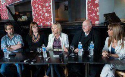 M�nica L�pez insisti� con la creaci�n de un comit� de crisis social y no descart� escribirle a la Presidenta	