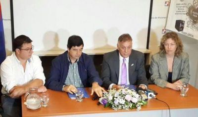 Firmaron un convenio para trabajar sobre el r�gimen fiscal de Misiones