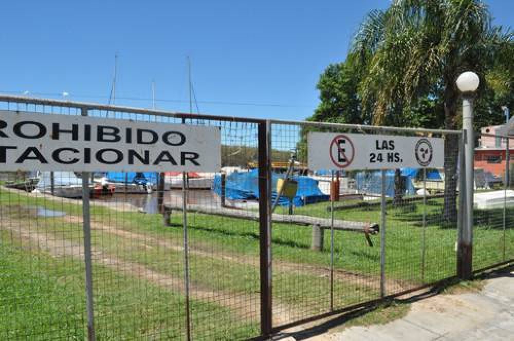 Scioli y un anuncio de contenido pol�tico que no resolver�a el conflicto
