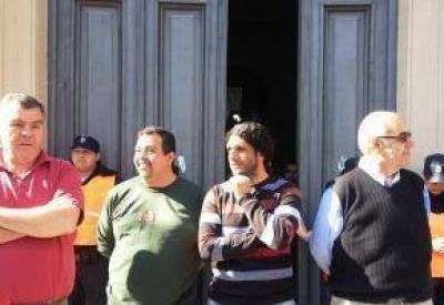 Mesa de Relaciones Laborales: La reuni�n fue reprogramada para ma�ana jueves