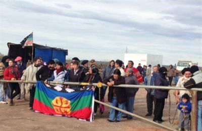 Ordenan el desalojo de mapuches en Mari Menuco