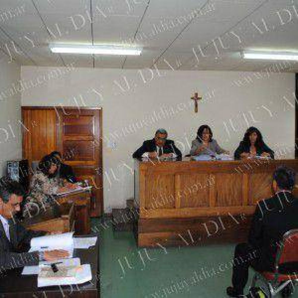 La Justicia de Jujuy conden� a prisi�n perpetua a la mujer que asesin� de un disparo a su peque�a hija en un cementerio