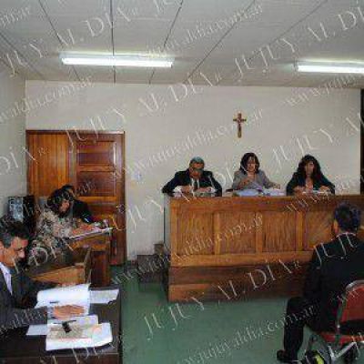 La Justicia de Jujuy conden� a prisi�n perpetua a la mujer que asesin� de un disparo a su peque�a hija en un cementerio