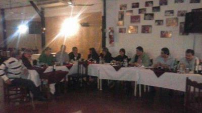 Referentes alperovichistas acordaron apoyar la f�rmula que decida el gobernador
