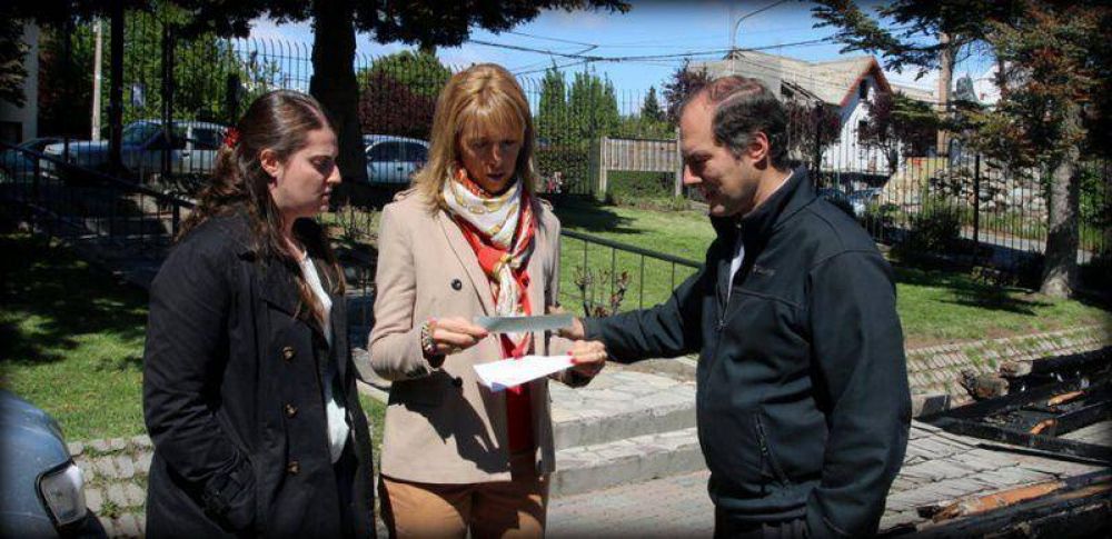 La senadora Garc�a Larraburu otorg� subsidio