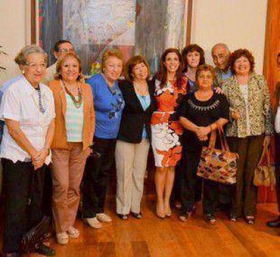 La Gobernadora recibi� a miembros del Foro de Jubilados y Pensionados
