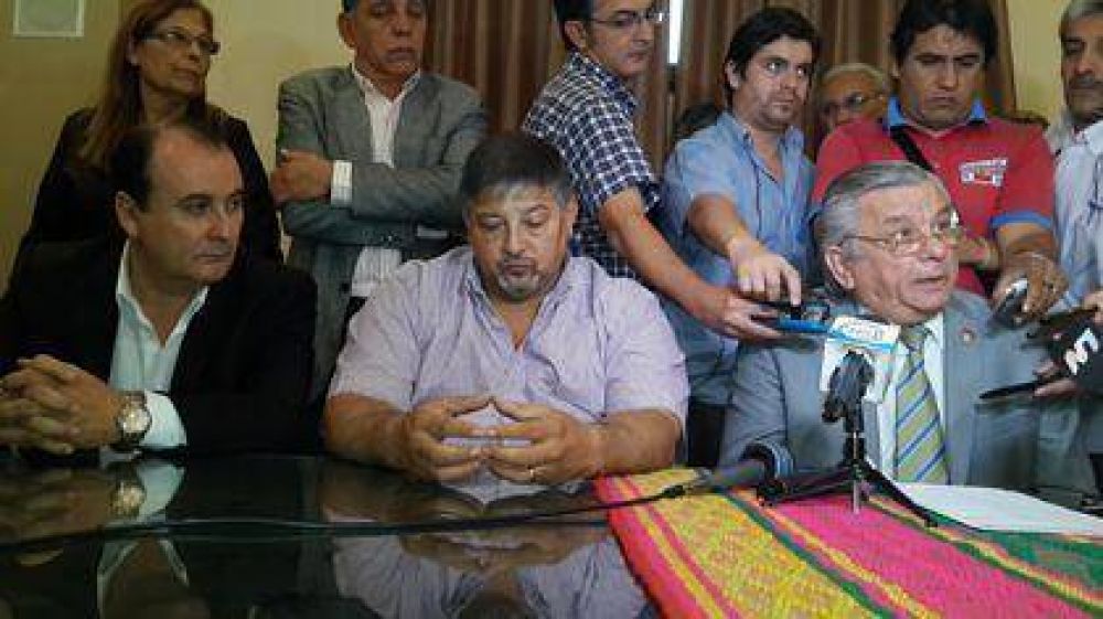 Los empleados municipales de la Capital tanmbi�n cobrar�n un plus de $3000