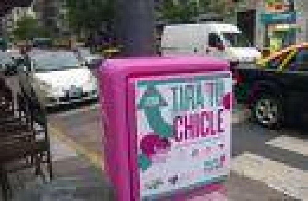RECOLECTANDO CHICLES