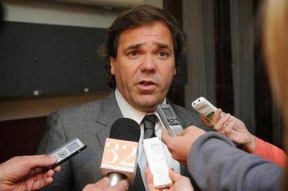 Buenos Aires ofreci� adelantar la discusi�n paritaria de 2015