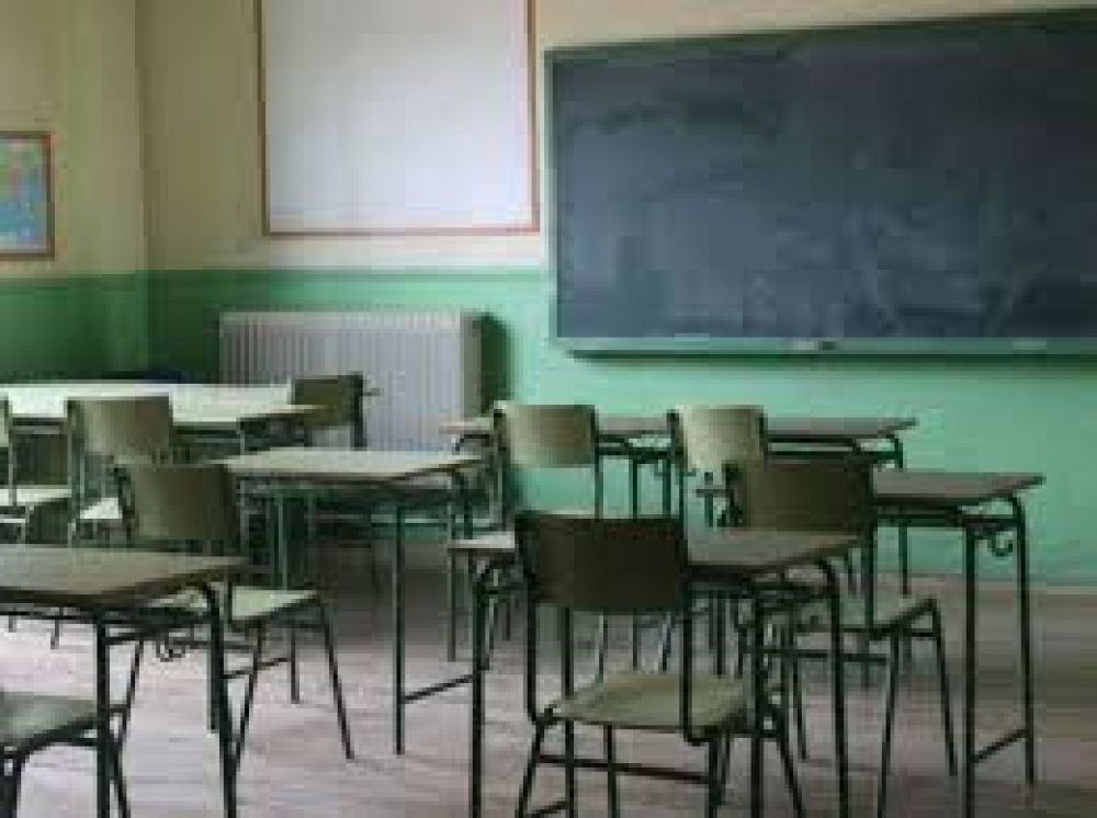 Vespertini: �El de los docentes es uno de los salarios m�s bajos de la Provincia�