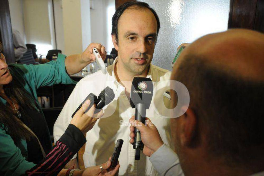 El Intendente recibi� a los t�cnicos de Naci�n y volvi� a pedir por Gendarmer�a