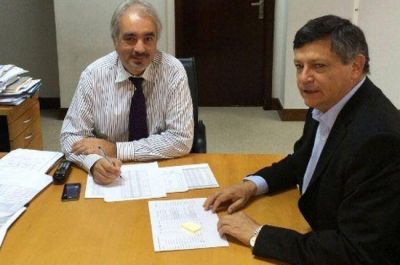 Analizaron la posibilidad de agilizar obras de vivienda para el Chaco