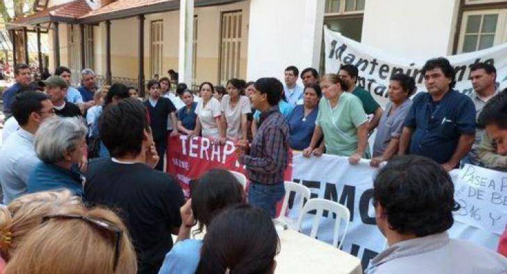 Termina otra semana con paro y movilizaci�n de estatales y docentes