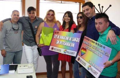 Un�nime respaldo a la �ley de donaci�n de sangre sin discriminaci�n�