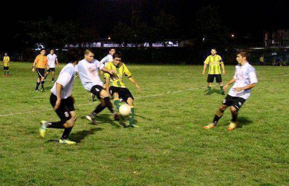 Cl�sico empate: Sarmiento y Defensores repartieron puntos