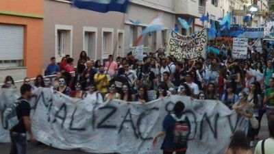 Uader: hay sorpresa en Gesti�n y la izquierda gan� en Humanidades