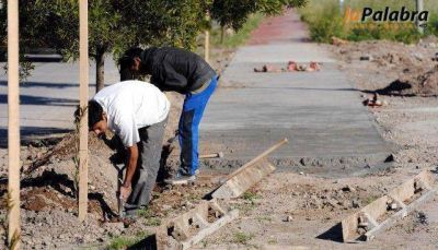 Se construyeron m�s de dos mil metros de vereda en el Boulevard Juan de la Piedra