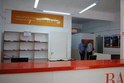 Con importantes presencias, inauguraron oficina local del IPS