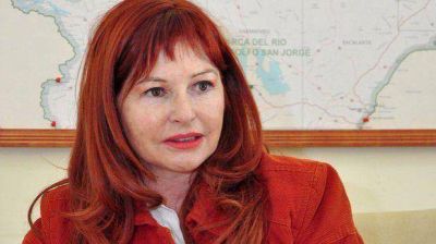 Rosa Gonz�lez asumir� en lugar de Di Filippo como ministro de Familia
