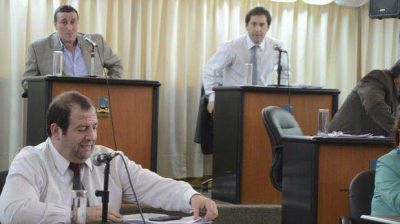 El problema del agua ocup� el debate entre los concejales