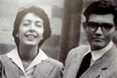 Aurora Bern�rdez, primera esposa y albacea de Cort�zar, est� internada en grave estado en Par�s