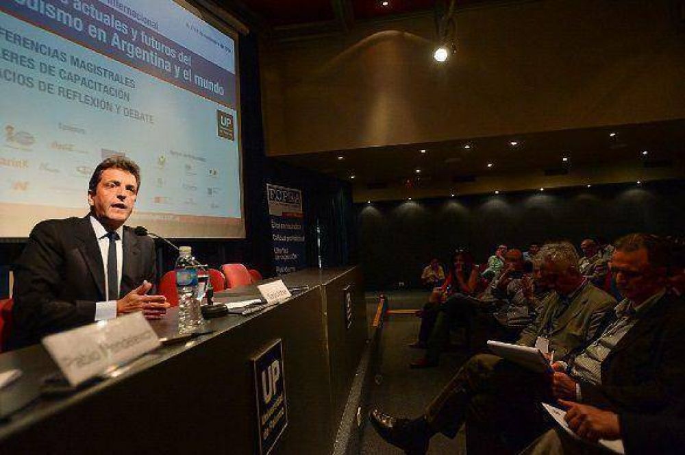 Massa en FOPEA: �No hay persona ni sociedad sin libertad de prensa�