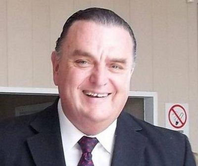 El Intendente Aldo Carossi saluda a los empleados municipales en su d�a