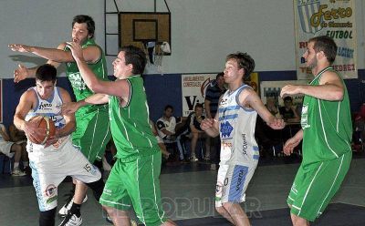 Pueblo Nuevo le dio una paliza a Ferro