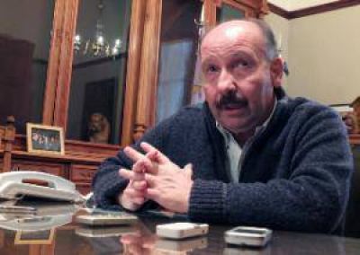 El Estado municipal hizo entrega de un subsidio que ser� dirigido a las empresas textiles HM, TRC y Celanova
