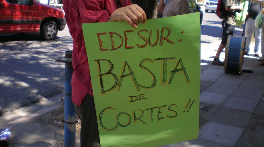 Edesur reconoce una p�rdida r�cord y advierte que no tiene ingresos suficientes para garantizar el servicio