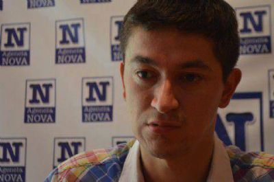 Diego Ferhat, un ejemplo de vida: pese a su discapacidad, milita por un cambio social y pol�tico
