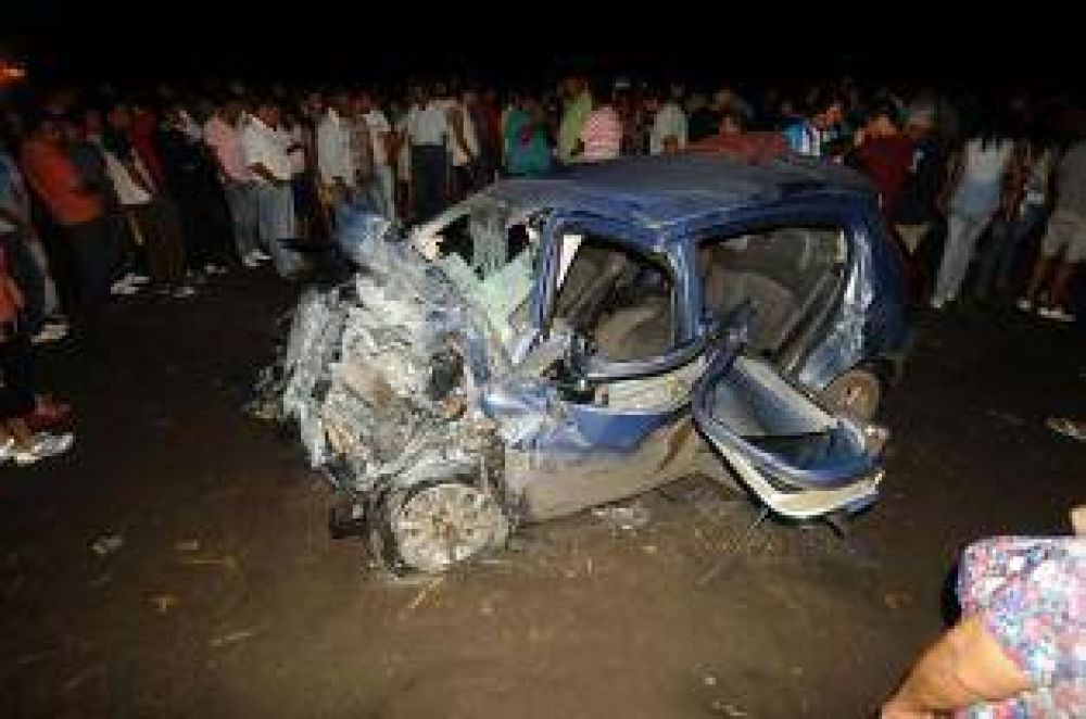 Un choque en La Trinidad dej� al menos tres muertos y tres heridos graves