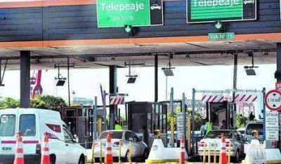 Sancionar�n a los autos que no pagan el peaje