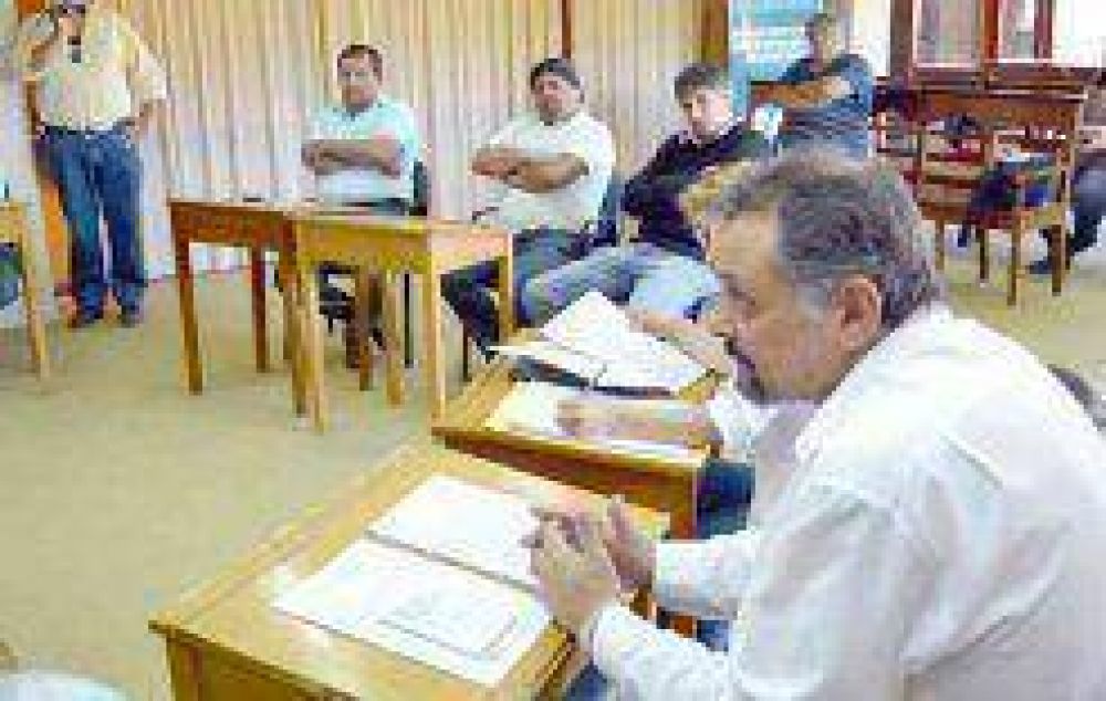 El Concejo recibi� a los trabajadores estatales