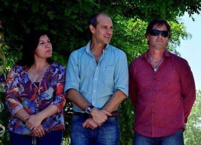 El Municipio estuvo presente en el 79� Aniversario del �D�a del Isle�o�
