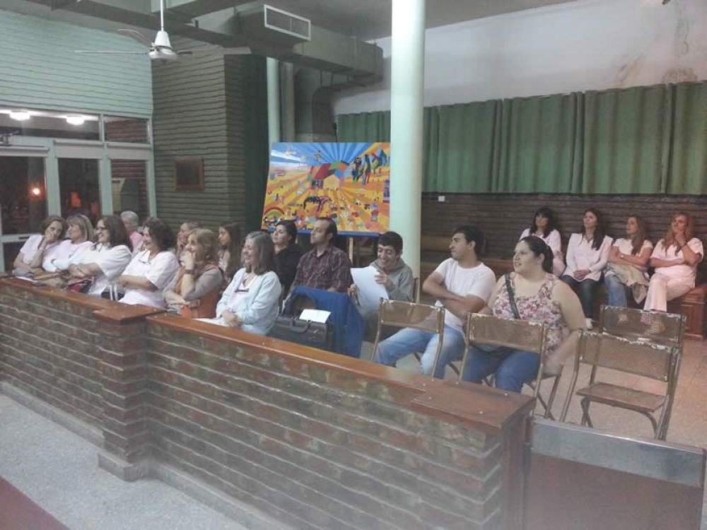 Reclaman respuestas al gobierno de Feito