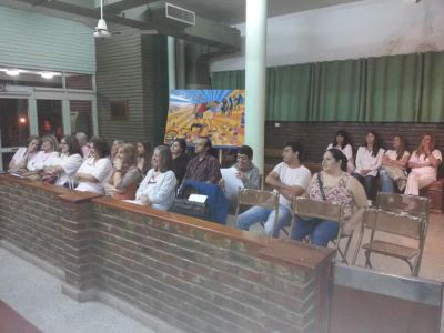 Reclaman respuestas al gobierno de Feito