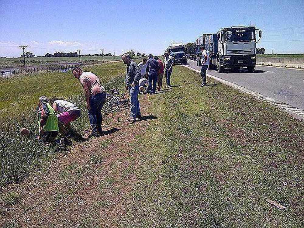 Dieron el alta a los ciclistas atropellados en la ruta 226