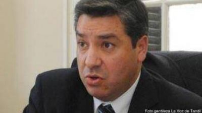 Secretario Legal defiende a funcionaria denunciada por tr�fico de influencias
