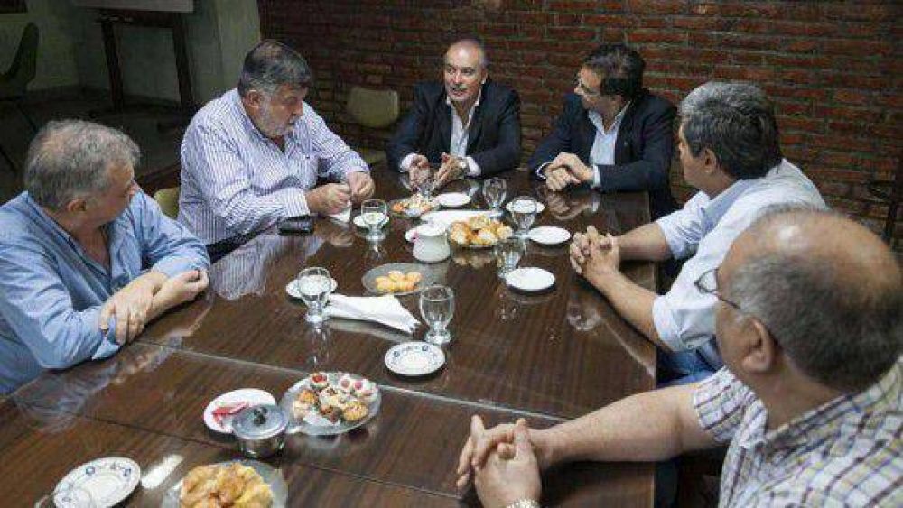 �El 2030 lo tenemos que construir con todos los tucumanos�