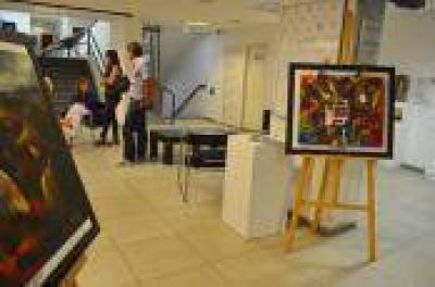 Sociedad Odontol�gica de La Plata abri� sus puertas en el marco de �La noche de los Museos�
