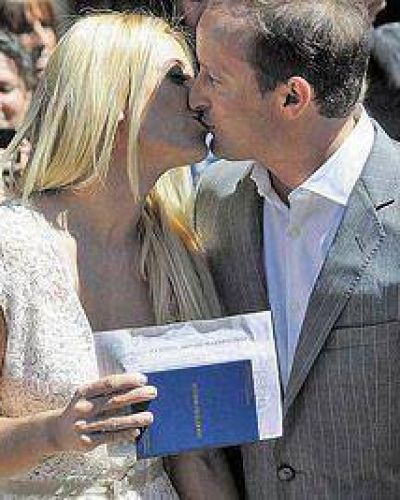 Festejo y cr�ticas