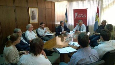 El Ministro Fascendini se reuni� con industriales de la maquinaria agr�cola