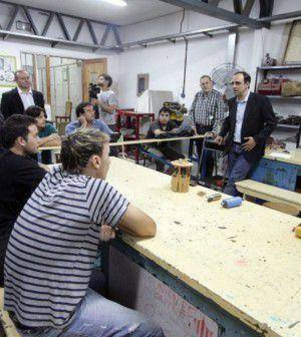 Oficina de Empleo: M�s santafesinos acceden a cursos de capacitaci�n laboral