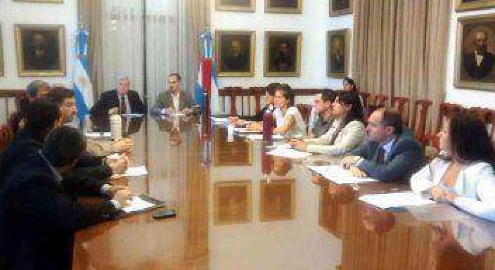 Plan de manejo sustentable para la reserva natural de la Isla del Puerto