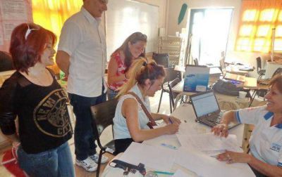 Este lunes contin�an las inscripciones